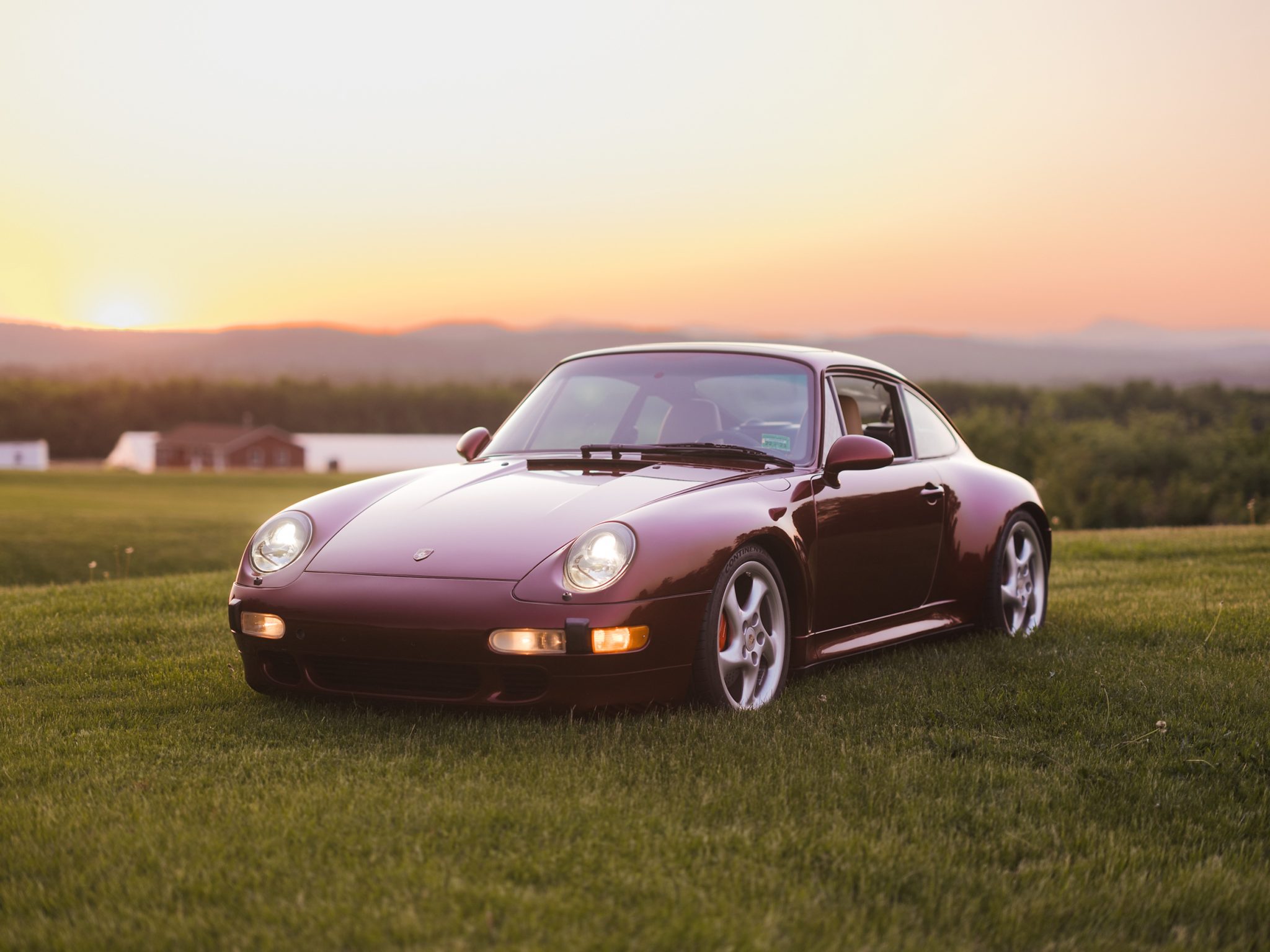 1998 Porsche 993 911 (Non-Turbo/GT2) à vendre – Classique AWD Arena Red refroidie par air