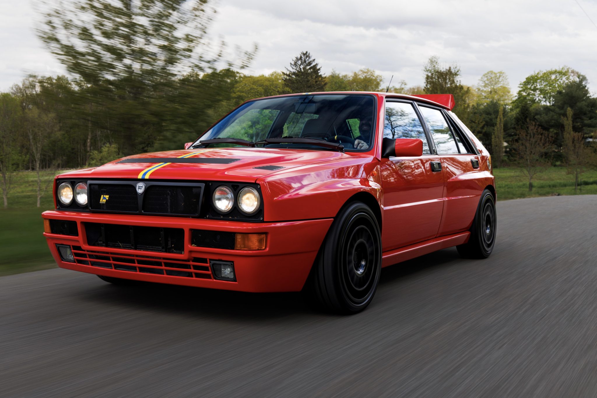 1994 Lancia Delta zu verkaufen – Roter Turbo-Allradler mit Handschaltung