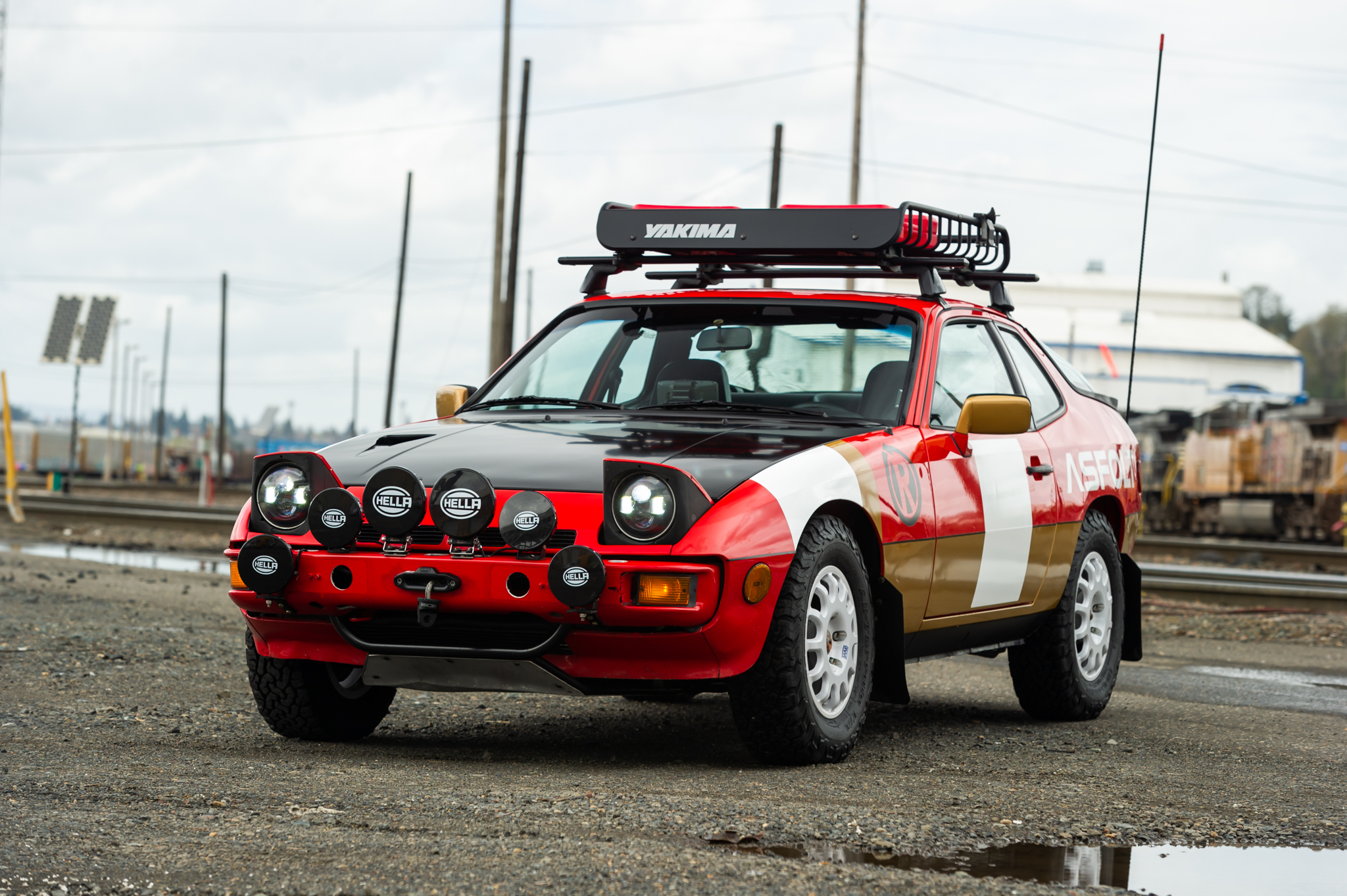 1987 Porsche 924 zu verkaufen – Guards Red Baja Rally Handschalter