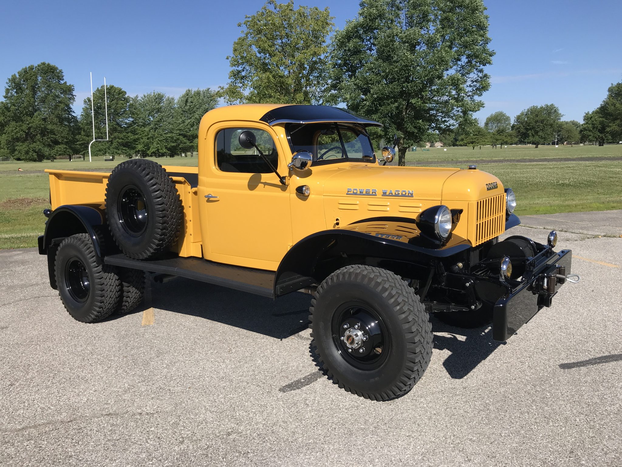 1952 Dodge Power Wagon for Sale – Yellow Hemi V8 Four-Speed 4x4