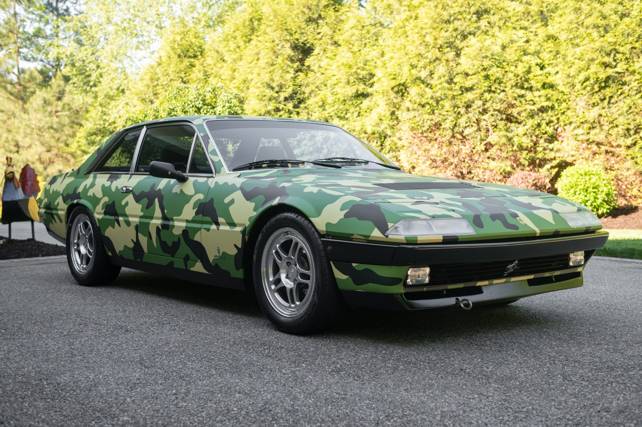 1987 Ferrari 365 GT4 2+2/400/400i/412 for Sale – Camouflage LS2 V8 Six-Speed Grand Tourer