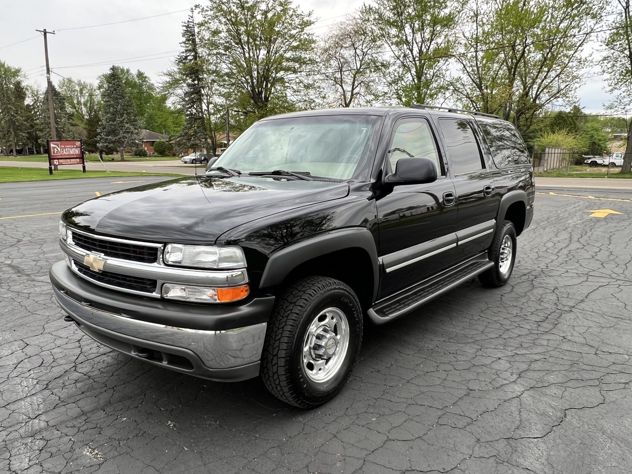 2003 Chevrolet Suburban (GMT800 2000-2006) zu verkaufen – Schwarzer 8,1-Liter-Vortec 4x4