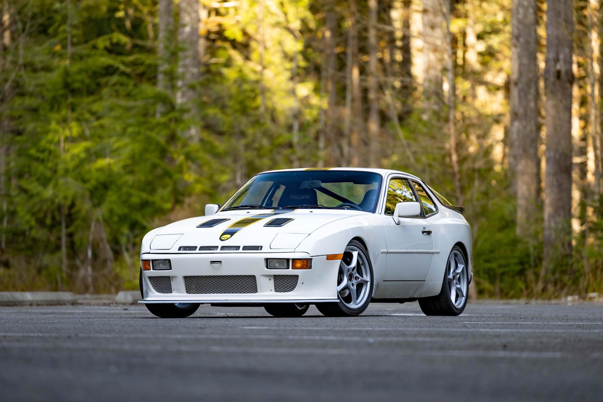 1987 Porsche 944 à vendre – Restomod Alpine White V8 LS3 à cinq rapports