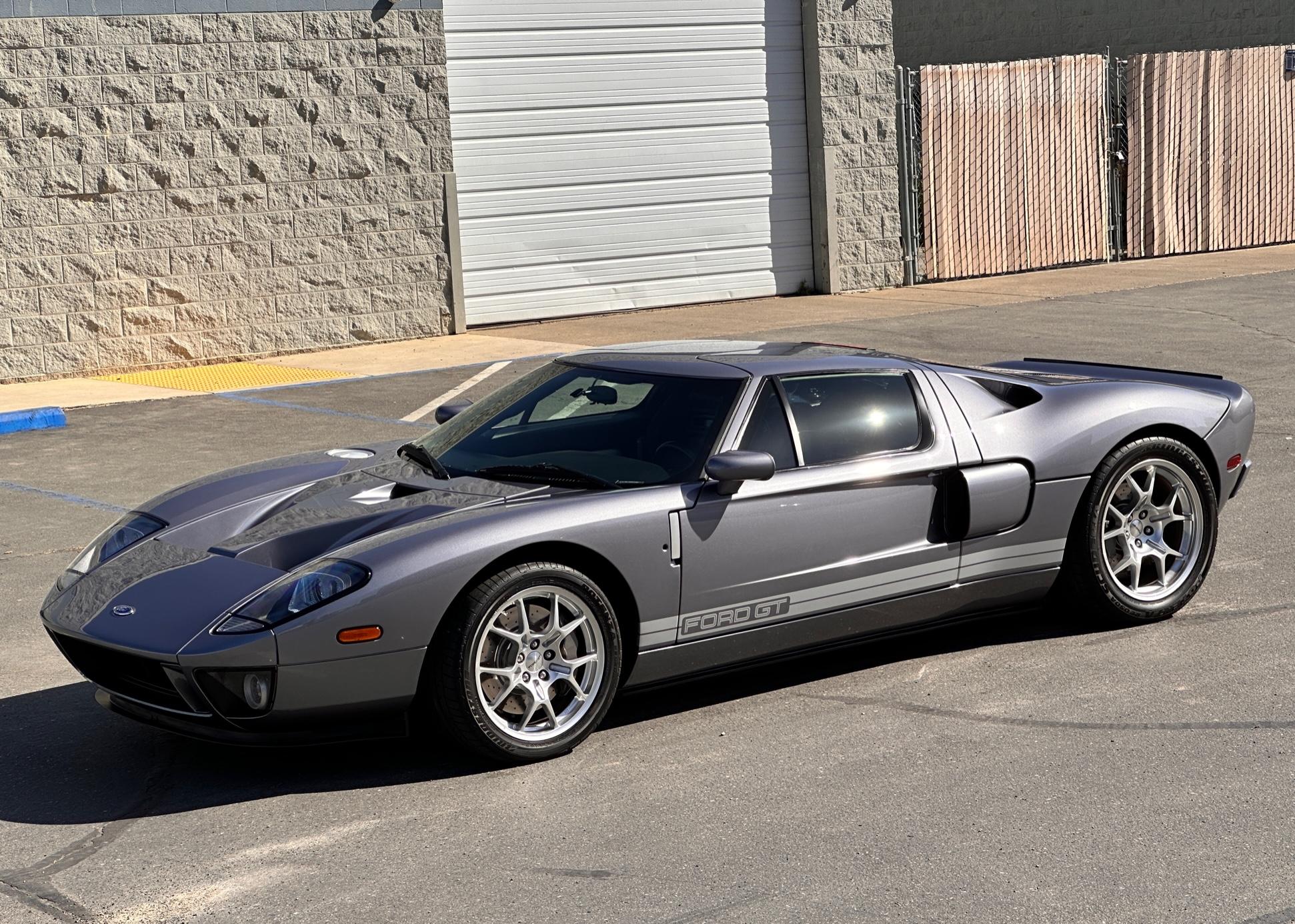 2006 Ford GT 1st Generation à vendre – Tungsten Grey V8 compressé à six rapports
