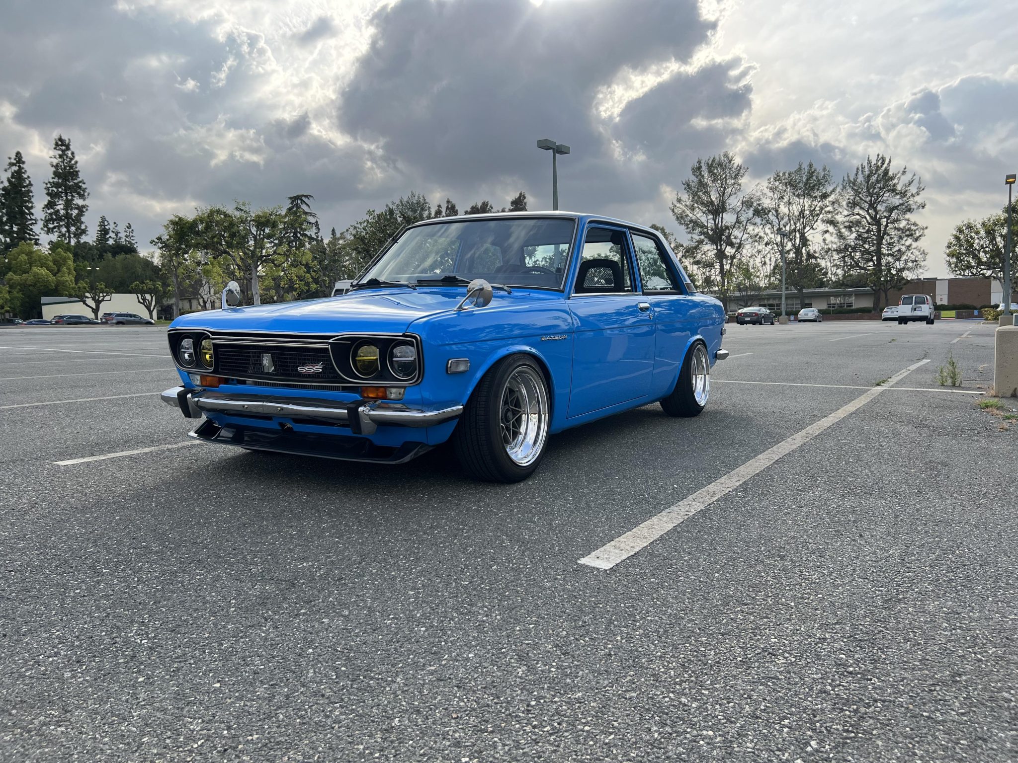 1973 Datsun 510 for Sale – Blue Five-Speed Classic with Recaro Seats