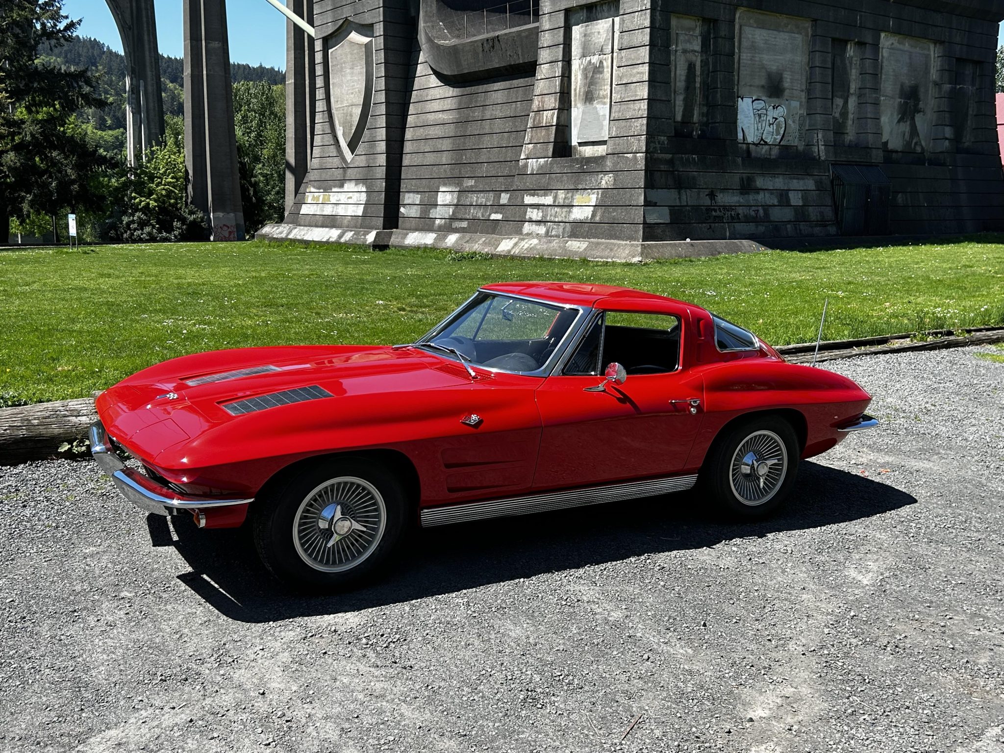 1963 Chevrolet Corvette C2 zu verkaufen – Red L76 V8 Klassiker mit Viergang