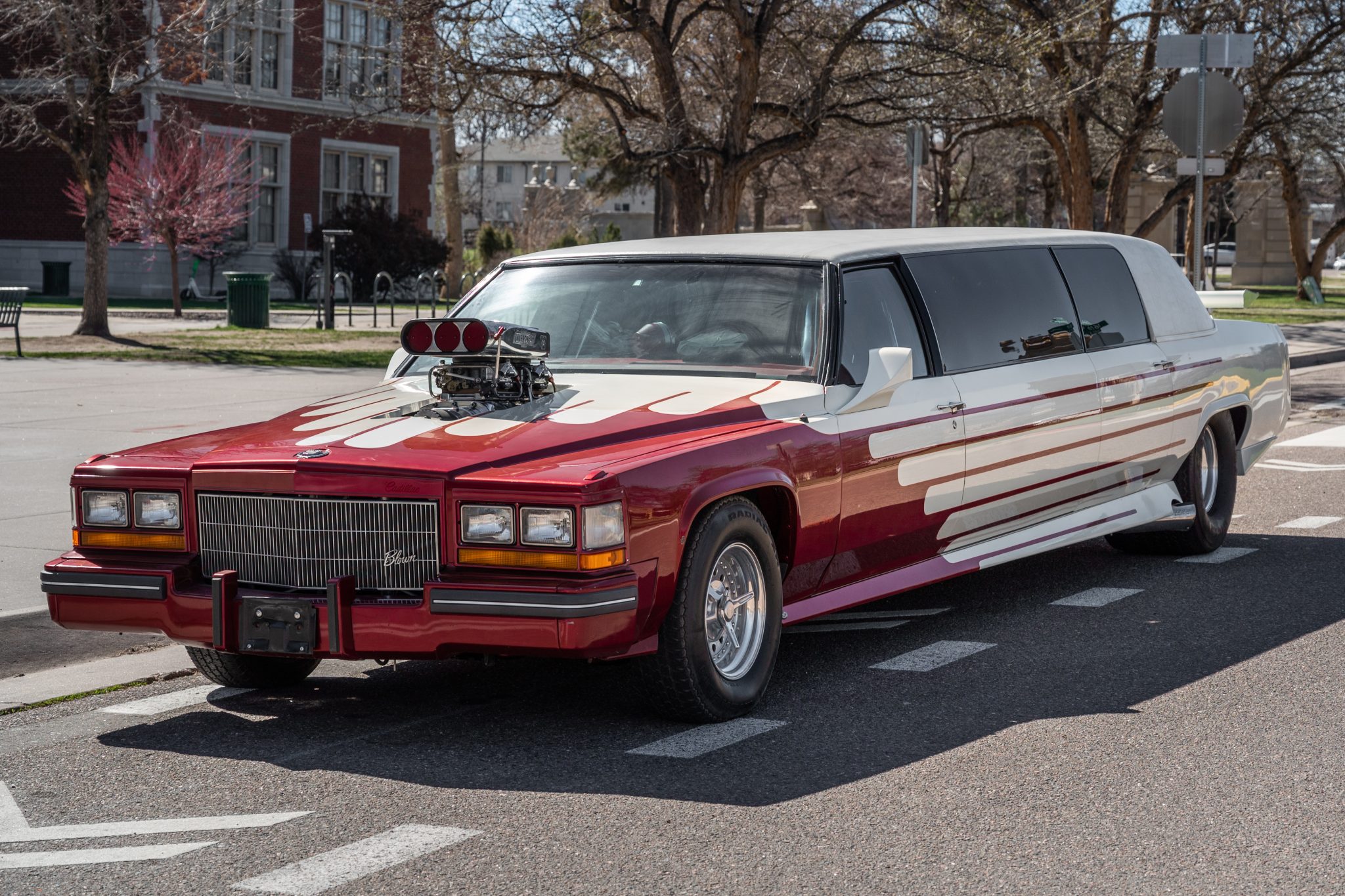 1981 Cadillac Series 75/Fleetwood à vendre – Limousine custom V8 454 suralimentée