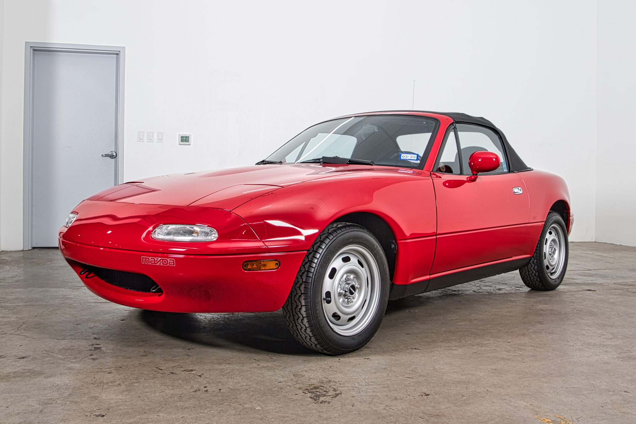 1990 Mazda NA MX-5 Miata à vendre – Roadster Classic Red à cinq rapports