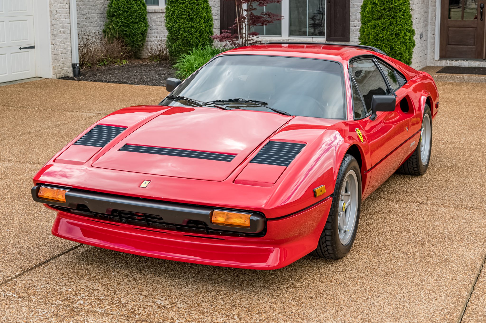 1985 Ferrari 308 zu verkaufen – Rosso Corsa V8 mit Fünfgang