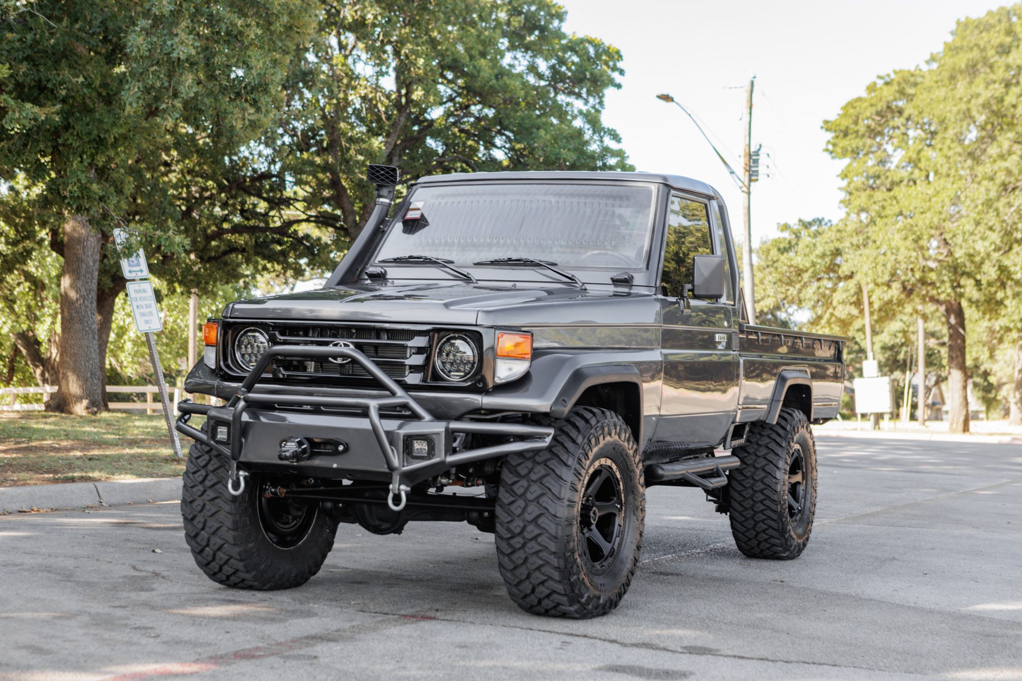 1992 Toyota Land Cruiser 70-Series à vendre – 4x4 Gray turbo à cinq rapports