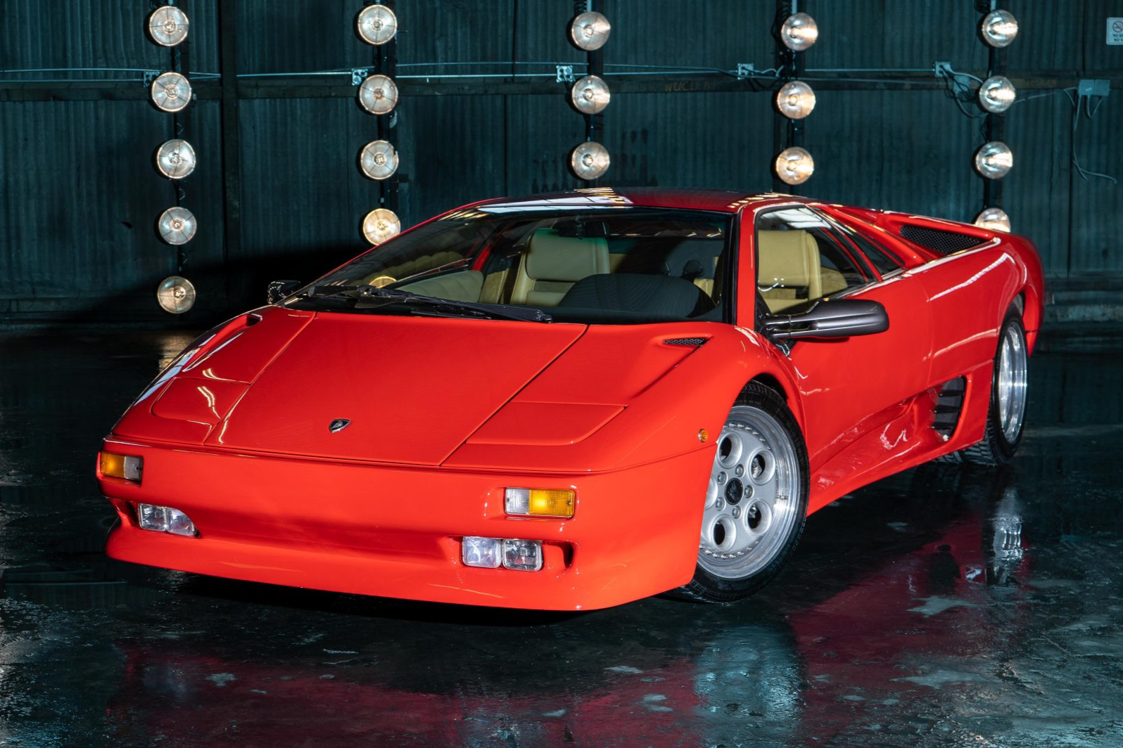 1991 Lamborghini Diablo zu verkaufen – Red V12 mit Fünfgang-Handschaltung