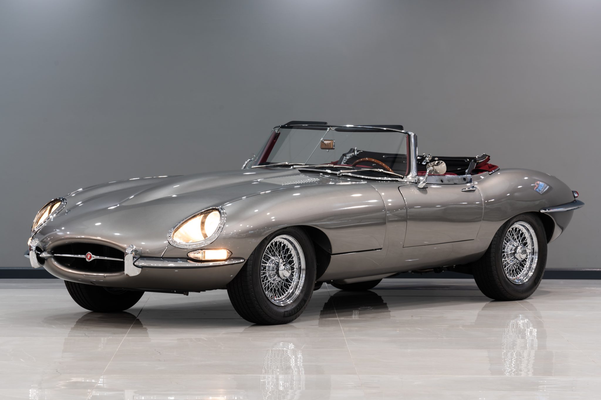 1964 Jaguar XKE Series I zu verkaufen – Carmen Red 3,8-Liter-Roadster