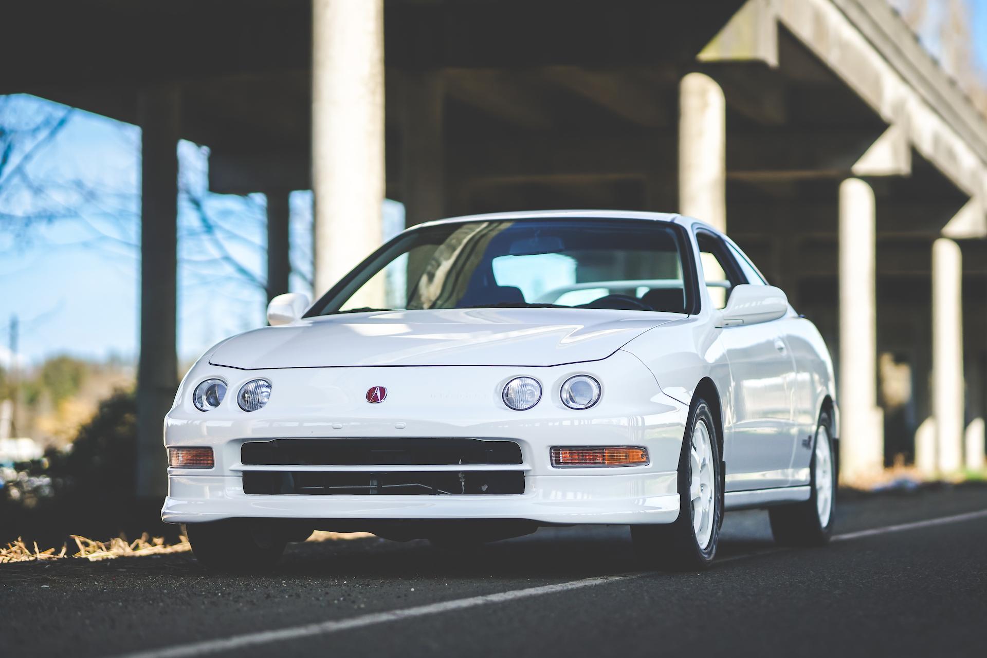 1997 Acura Integra Type R for Sale – White B18C5 Five-Speed Manual