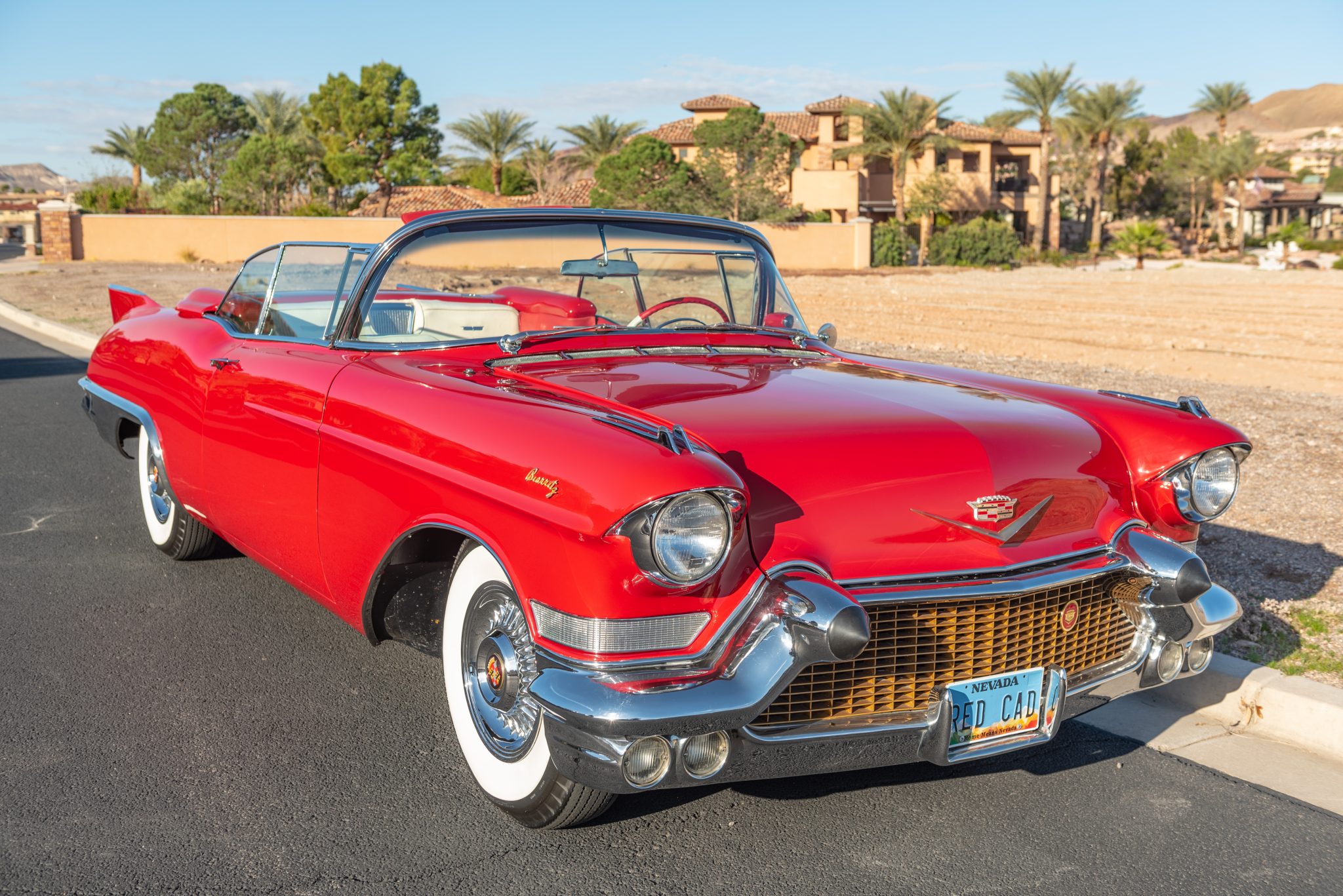 1957 Cadillac Eldorado (1957-1958) zu verkaufen – Red V8 Cabriolet mit White Verdeck