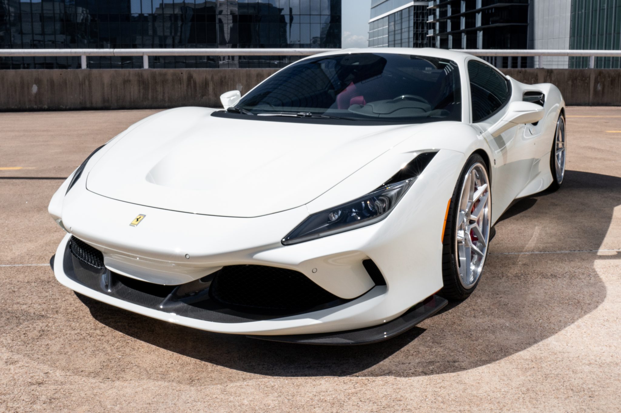 2021 Ferrari F8 zu verkaufen – Bianco Avus Biturbo-V8 mit Novitec