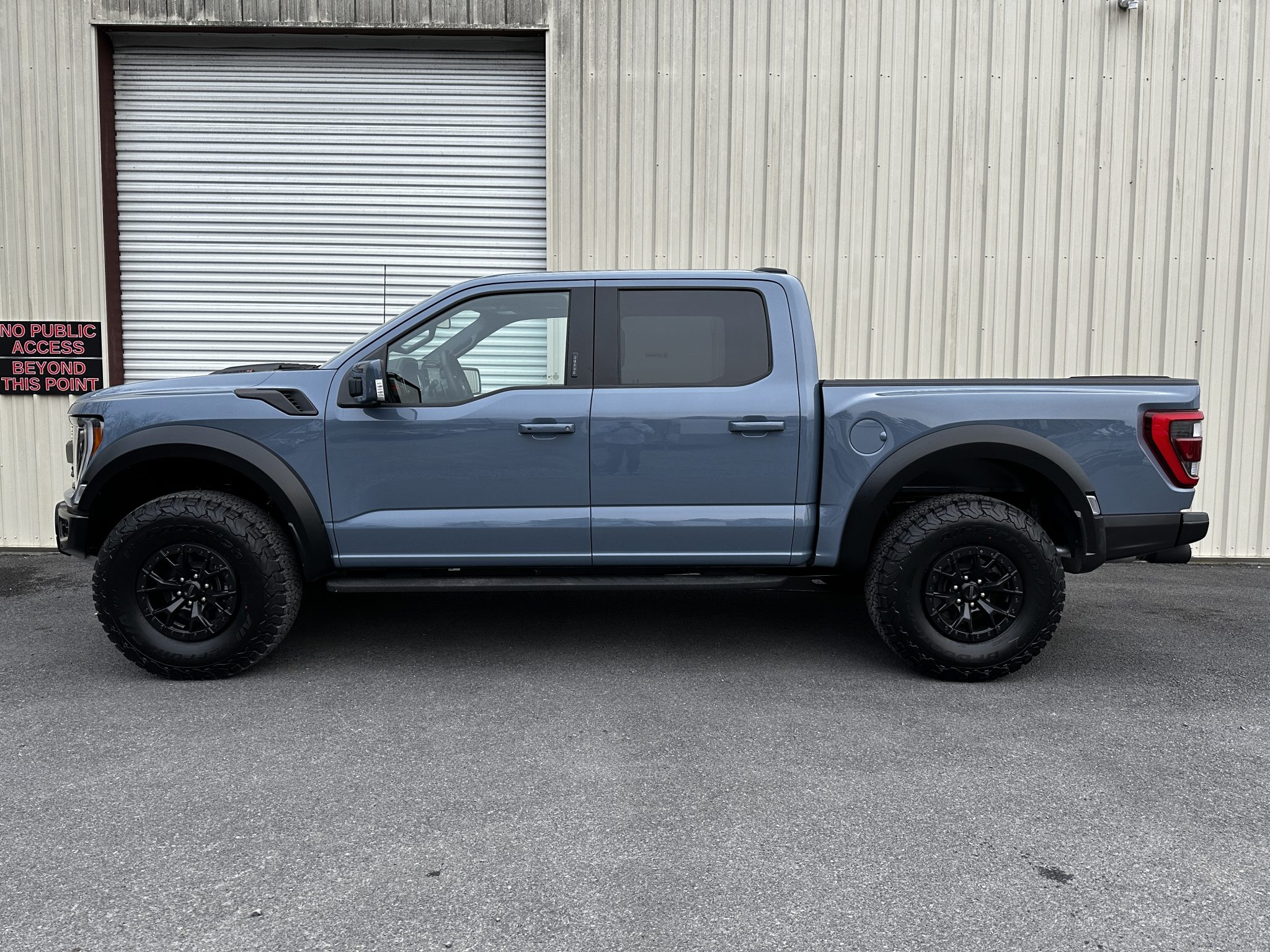 2023 Ford F-150 Raptor for Sale – Supercharged V8 37 Package