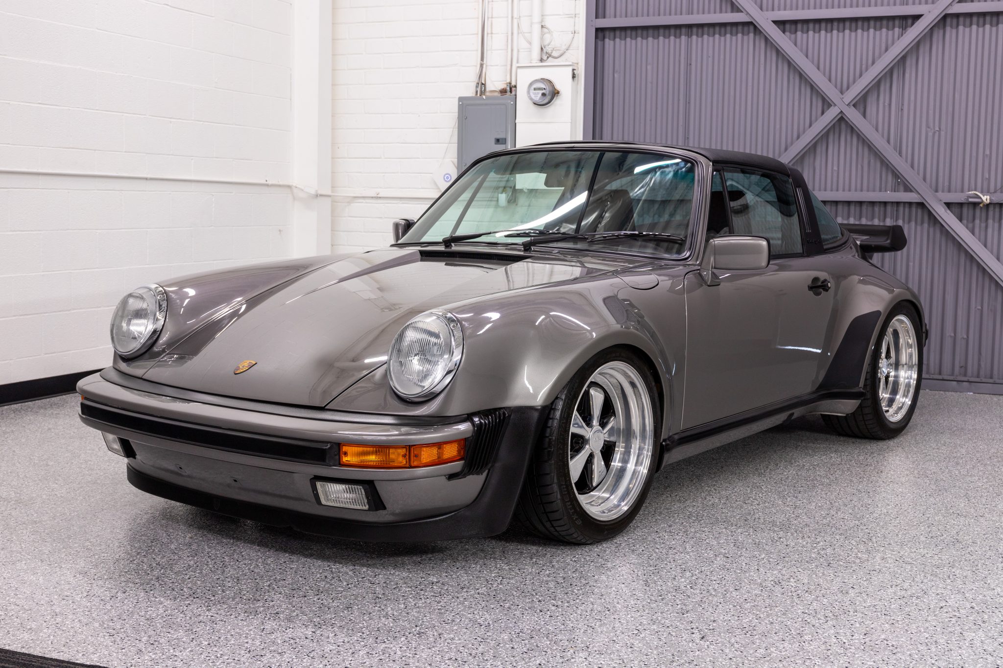 1985 Porsche 911 Carrera 3.2 for Sale – M491 Turbo Look Targa
