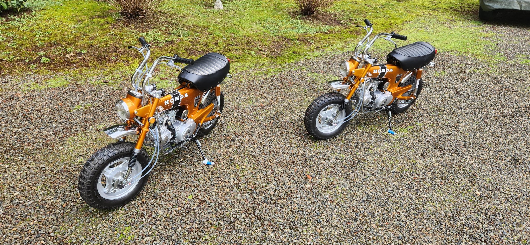 1970 Honda CT70 à vendre – Paire de mini-motos dorées
