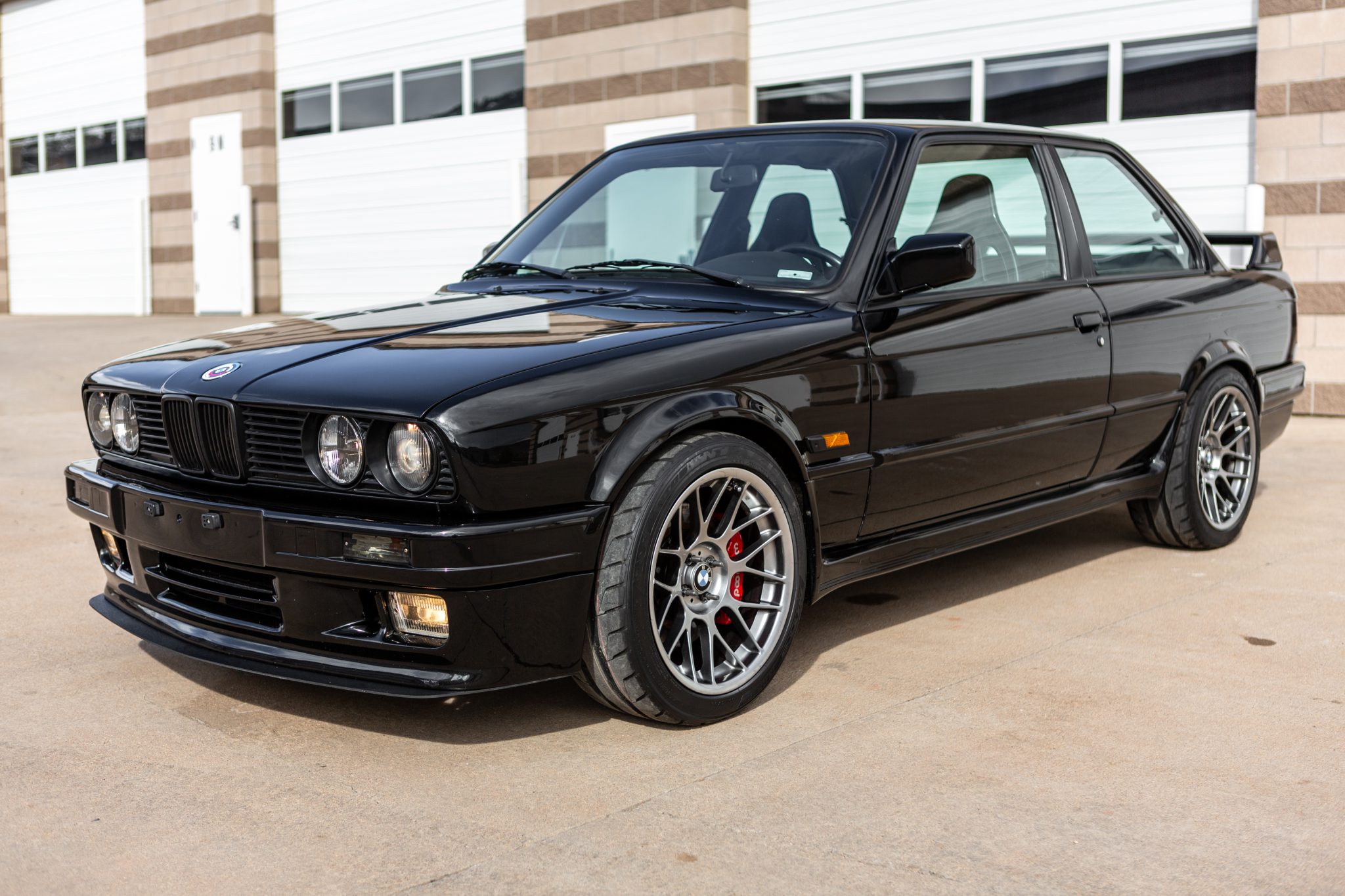 1987 BMW E30 3 golfreit-Series Coupe for Sale – M52-Powered Six-Speed Build