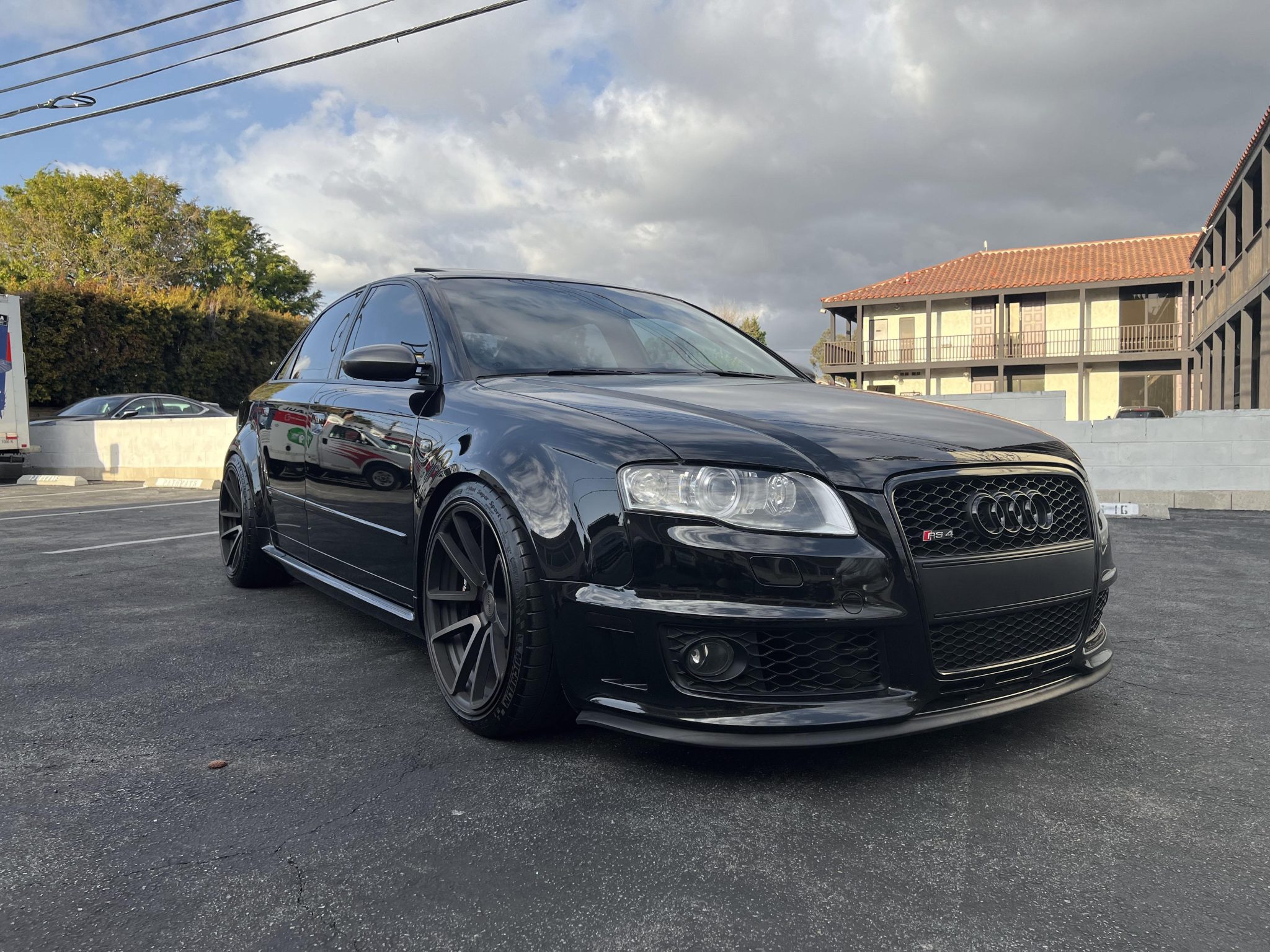2007 Audi B7 RS4 for Sale – Phantom Black V8 Six-Speed Quattro