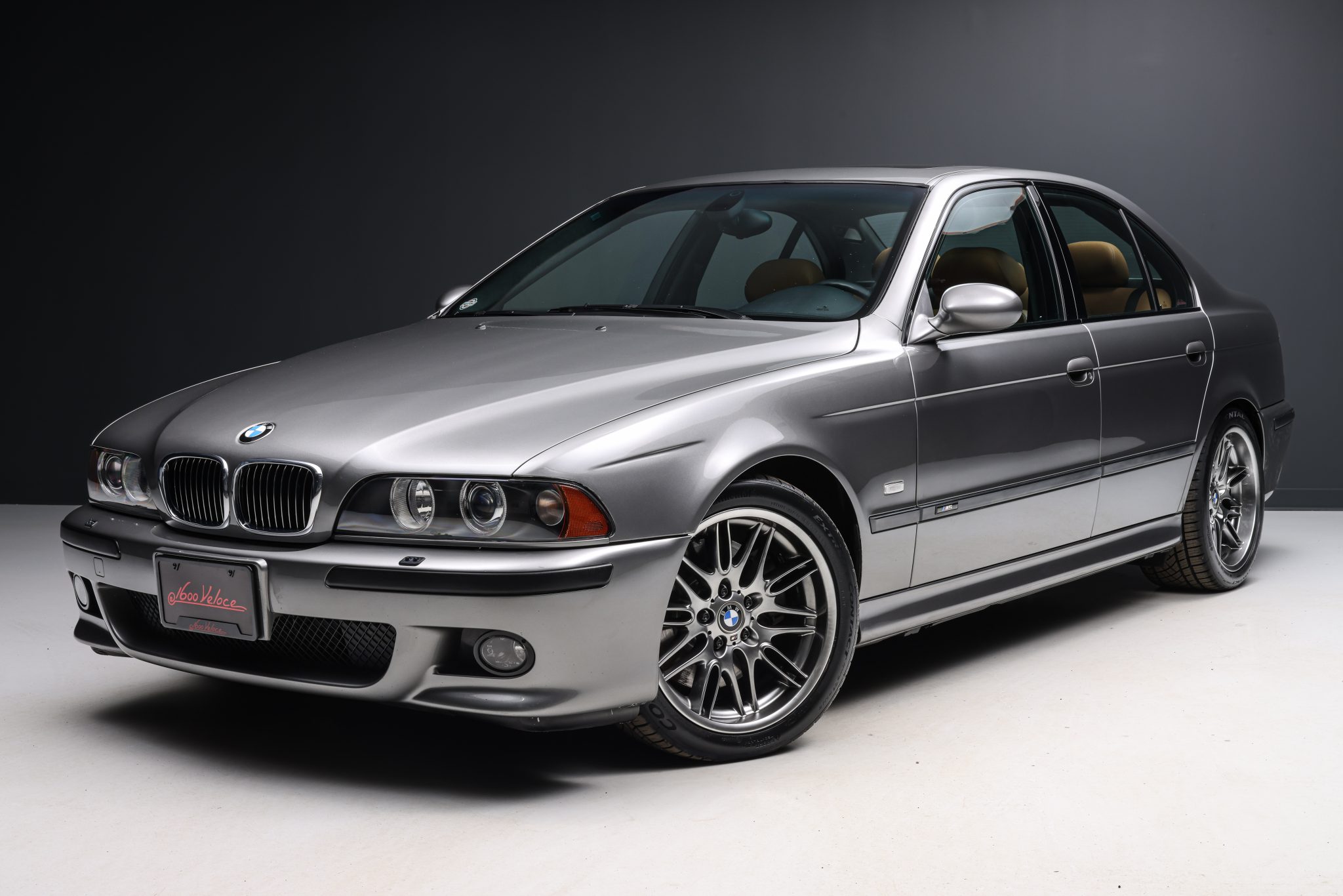 2003 BMW E39 M5 à vendre – Berline V8 Sterling Grey à Six Rapports