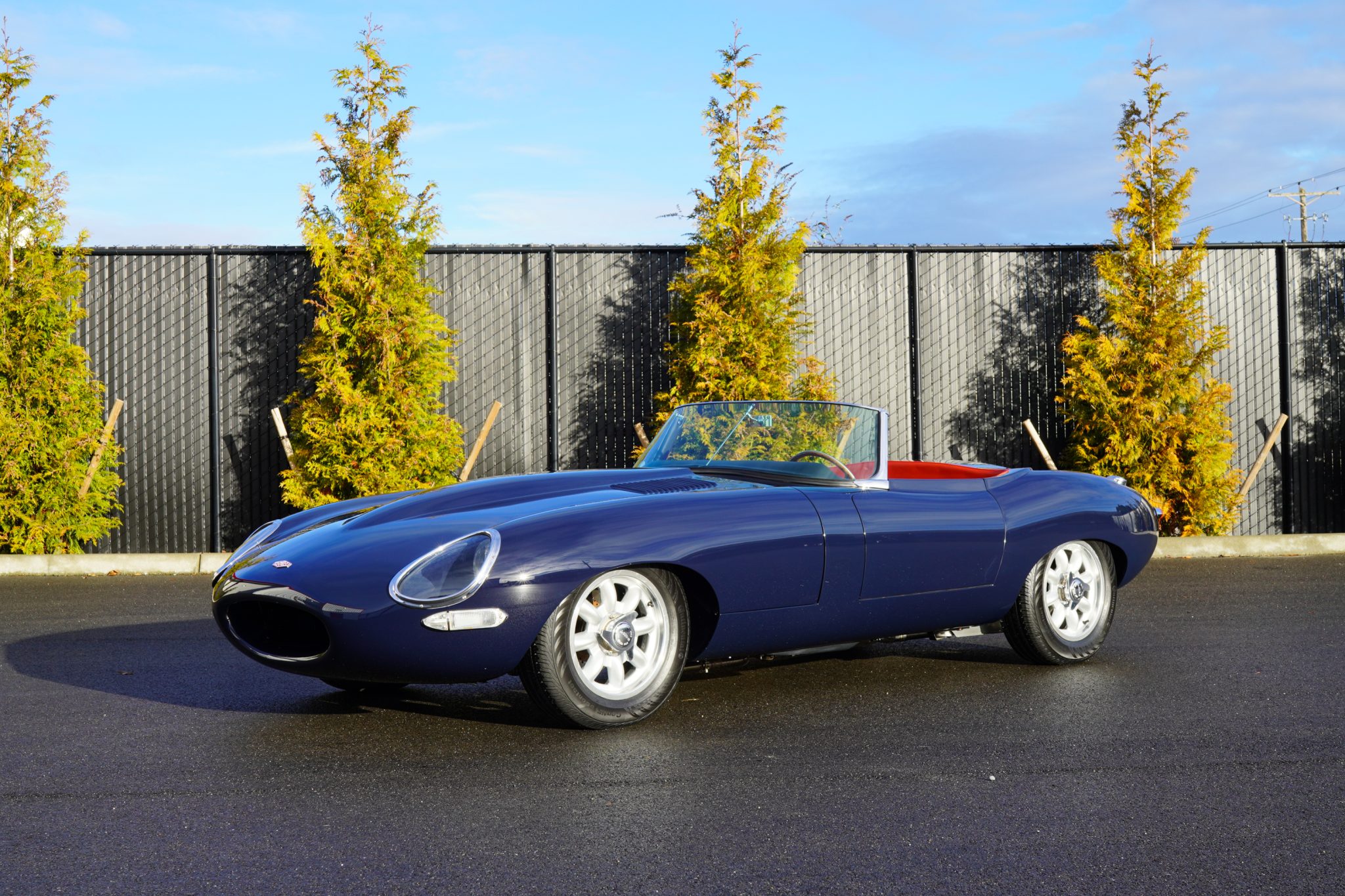 1964 Jaguar XKE Series I for Sale – Dark Blue Five-Speed Roadster