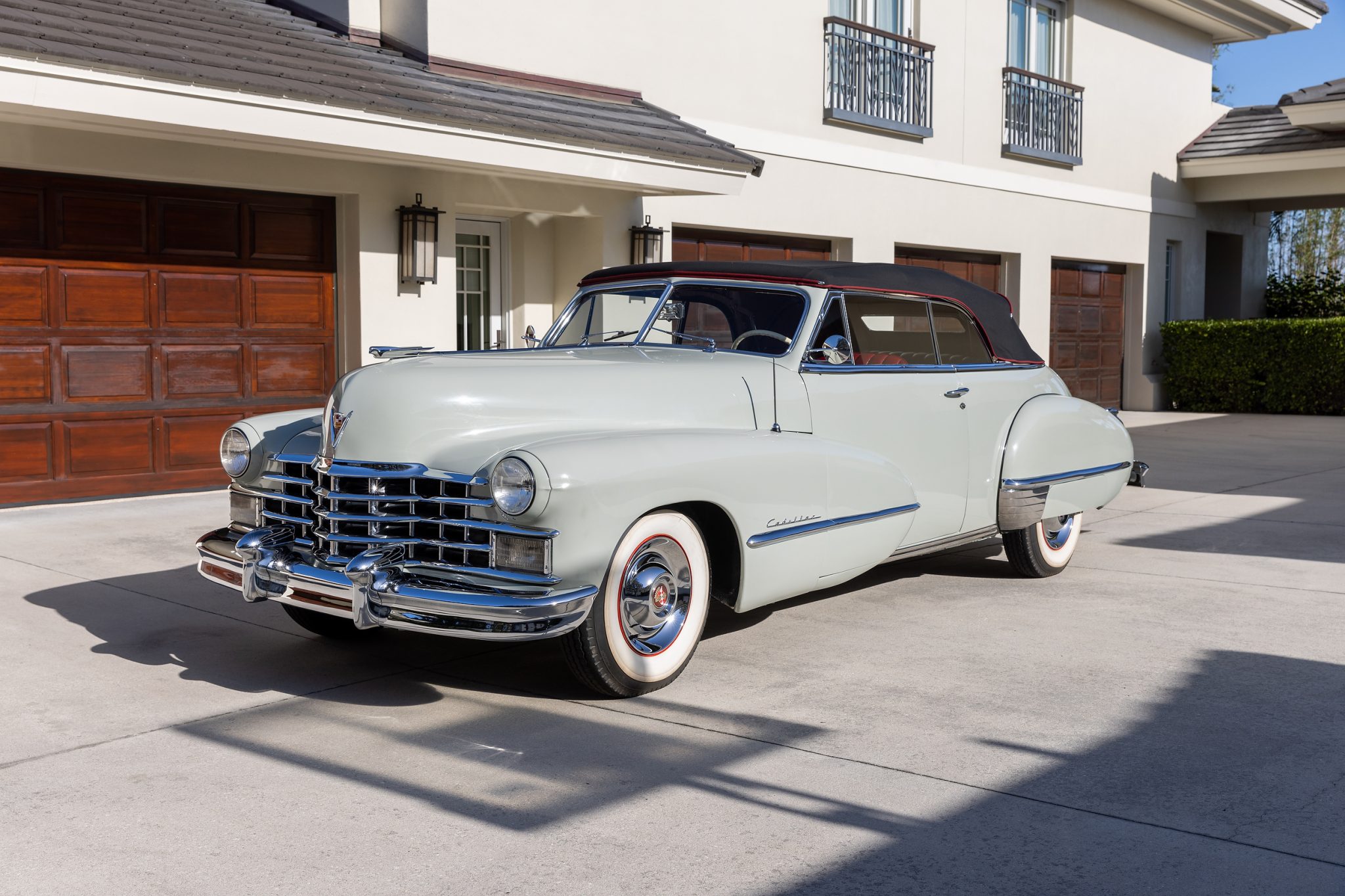 1947 Cadillac Series 62 à vendre – Cabriolet gris à V8