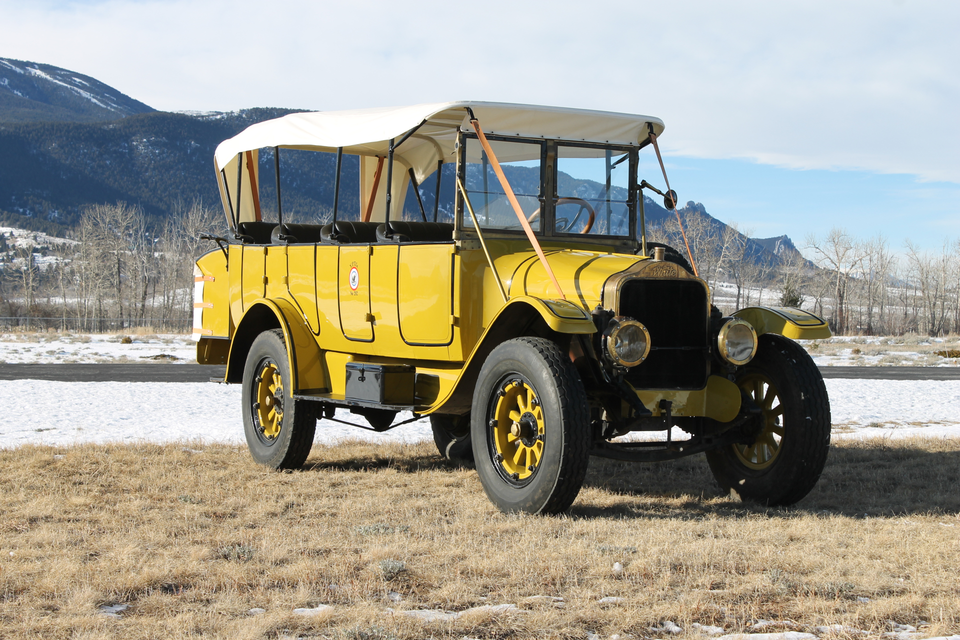1925 White Model 15-45 Yellowstone Park Touring Bus à vendre