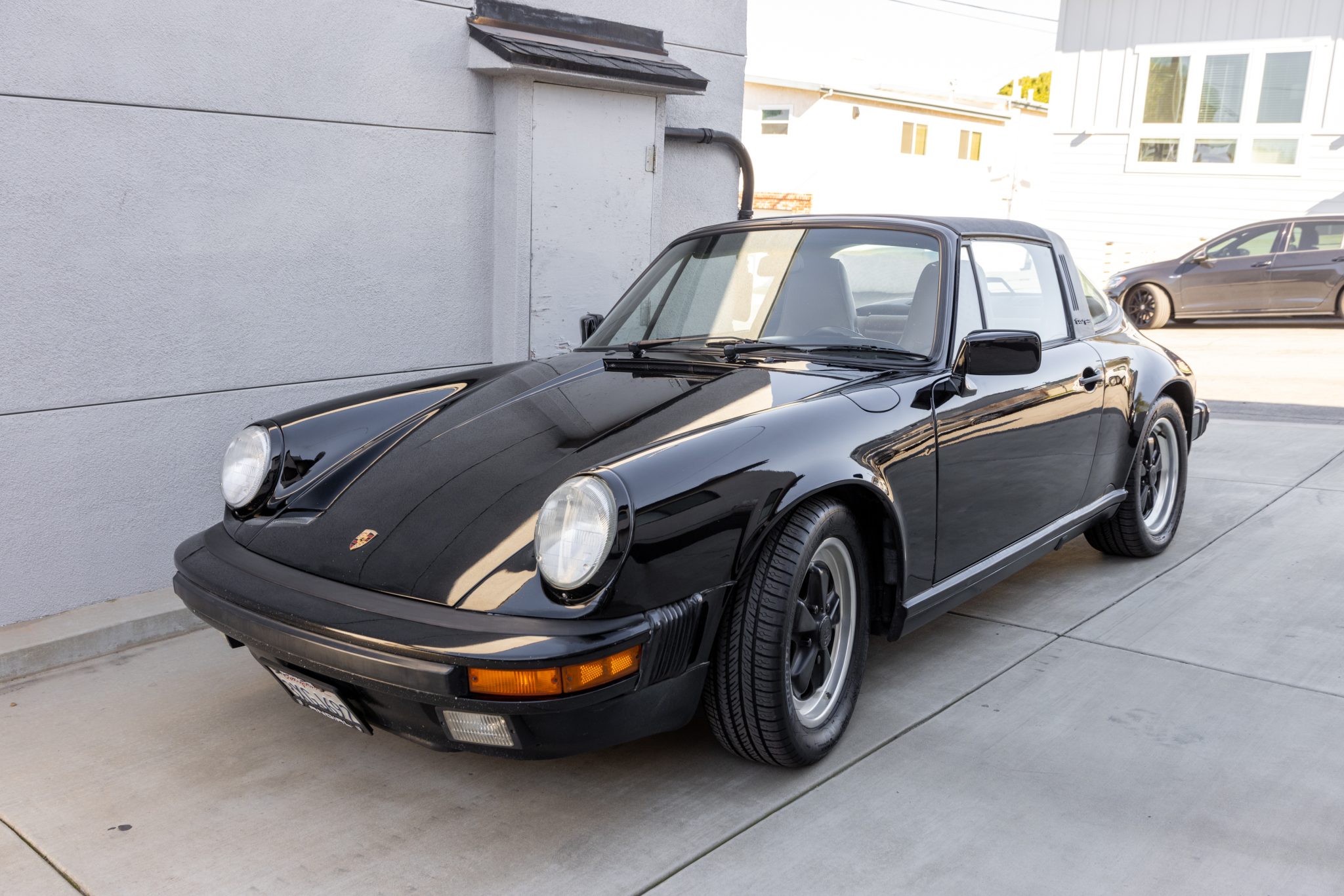 1987 Porsche 911 Carrera 3.2 for Sale – Black Targa Five-Speed