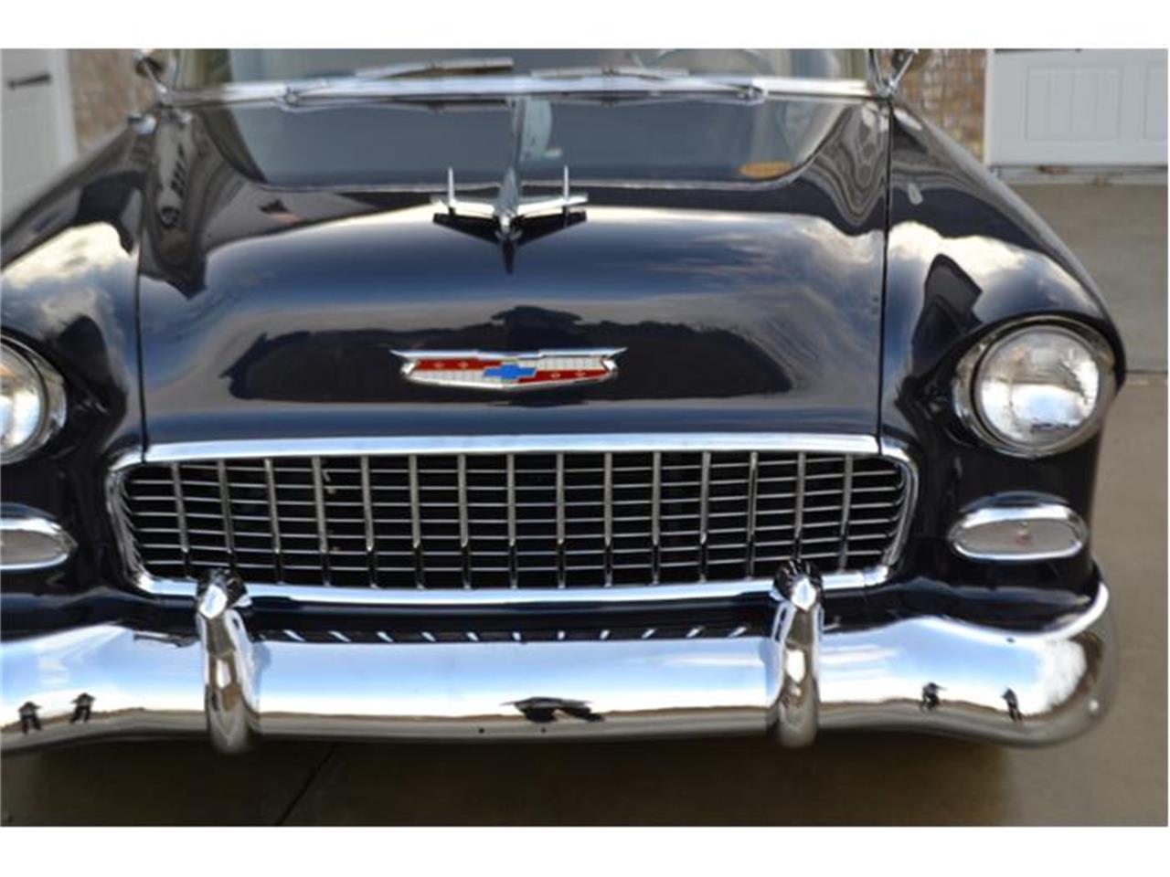 Chevrolet 2-Dr Sedan