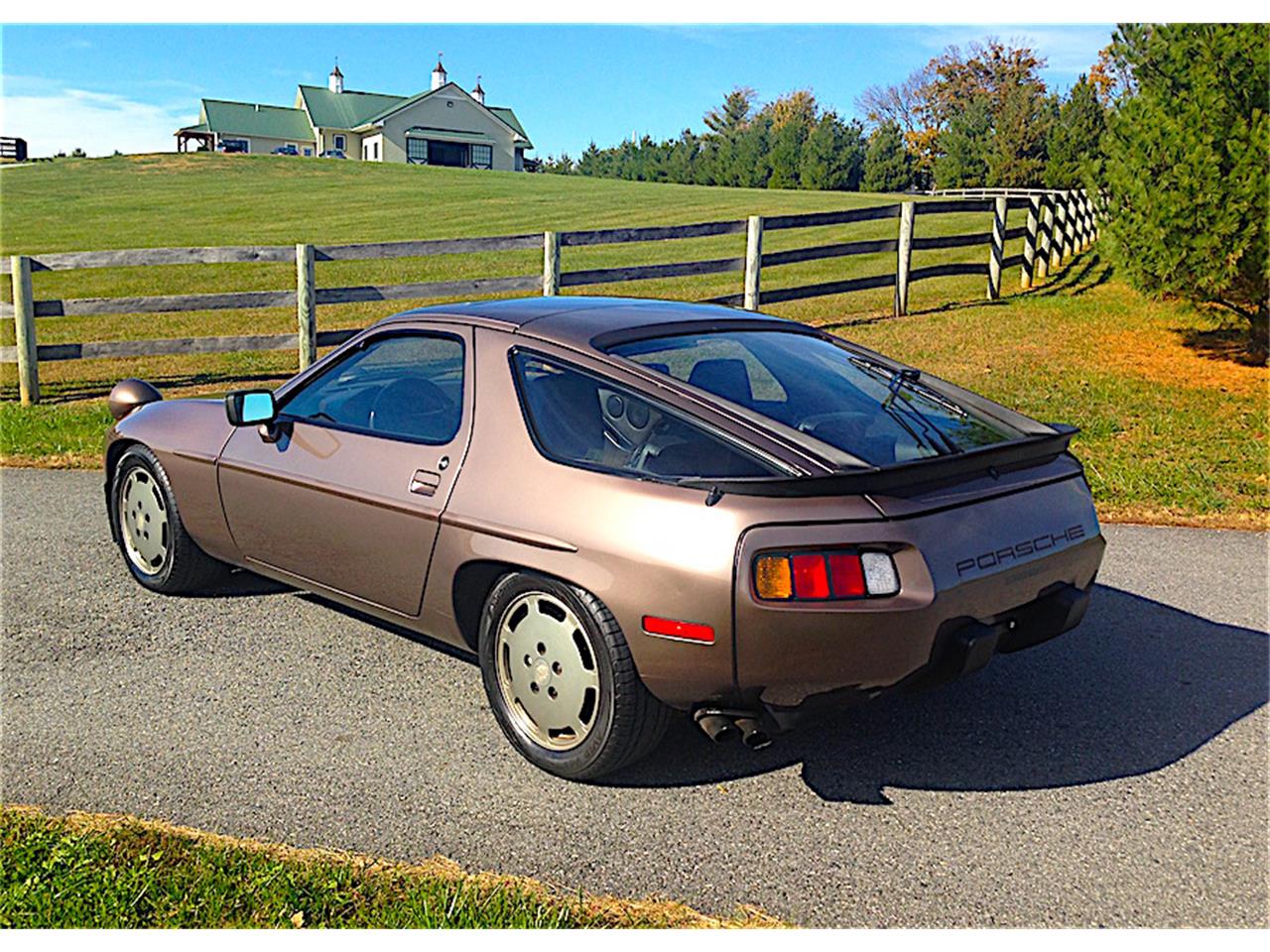 Porsche 928S