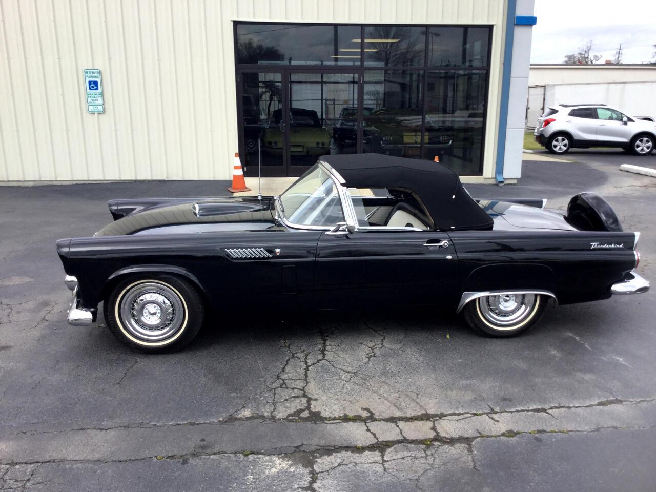 1956 Ford Thunderbird