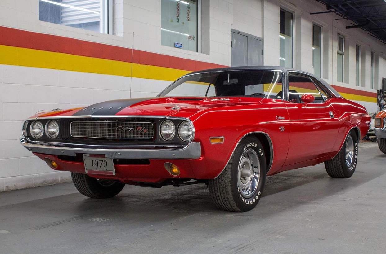 Dodge Challenger R T