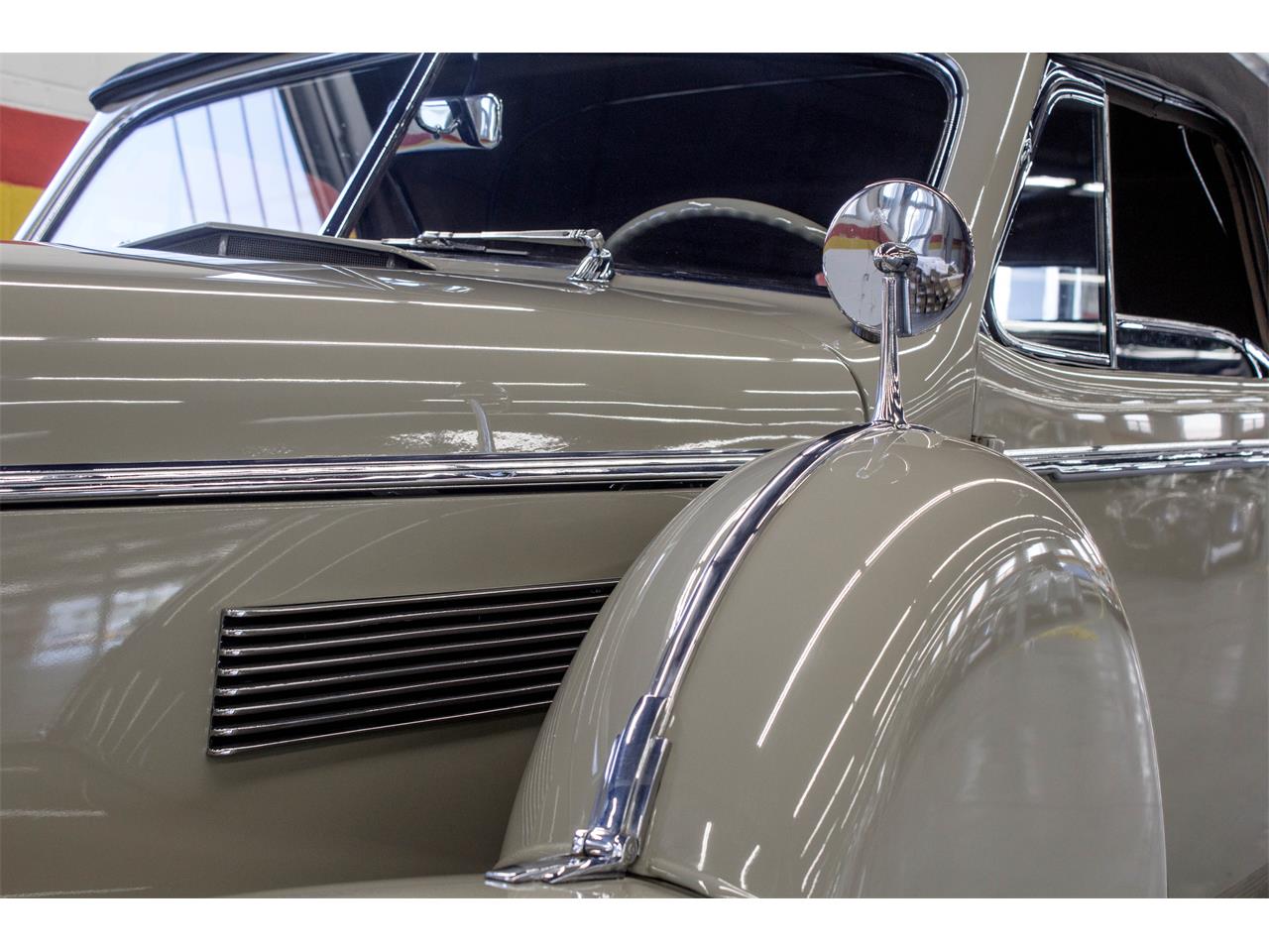 1939 Cadillac Series 75