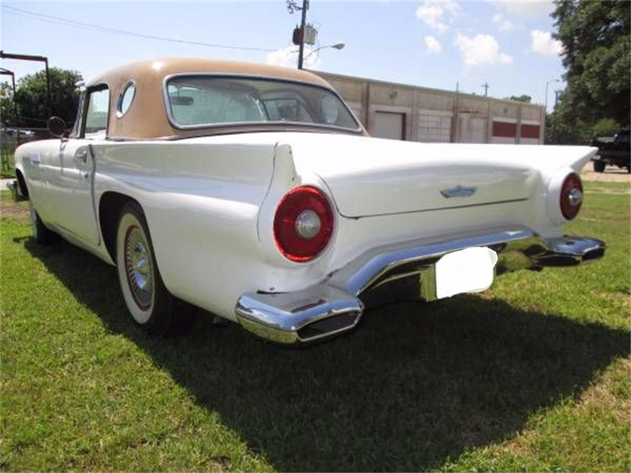 1957 Ford Thunderbird