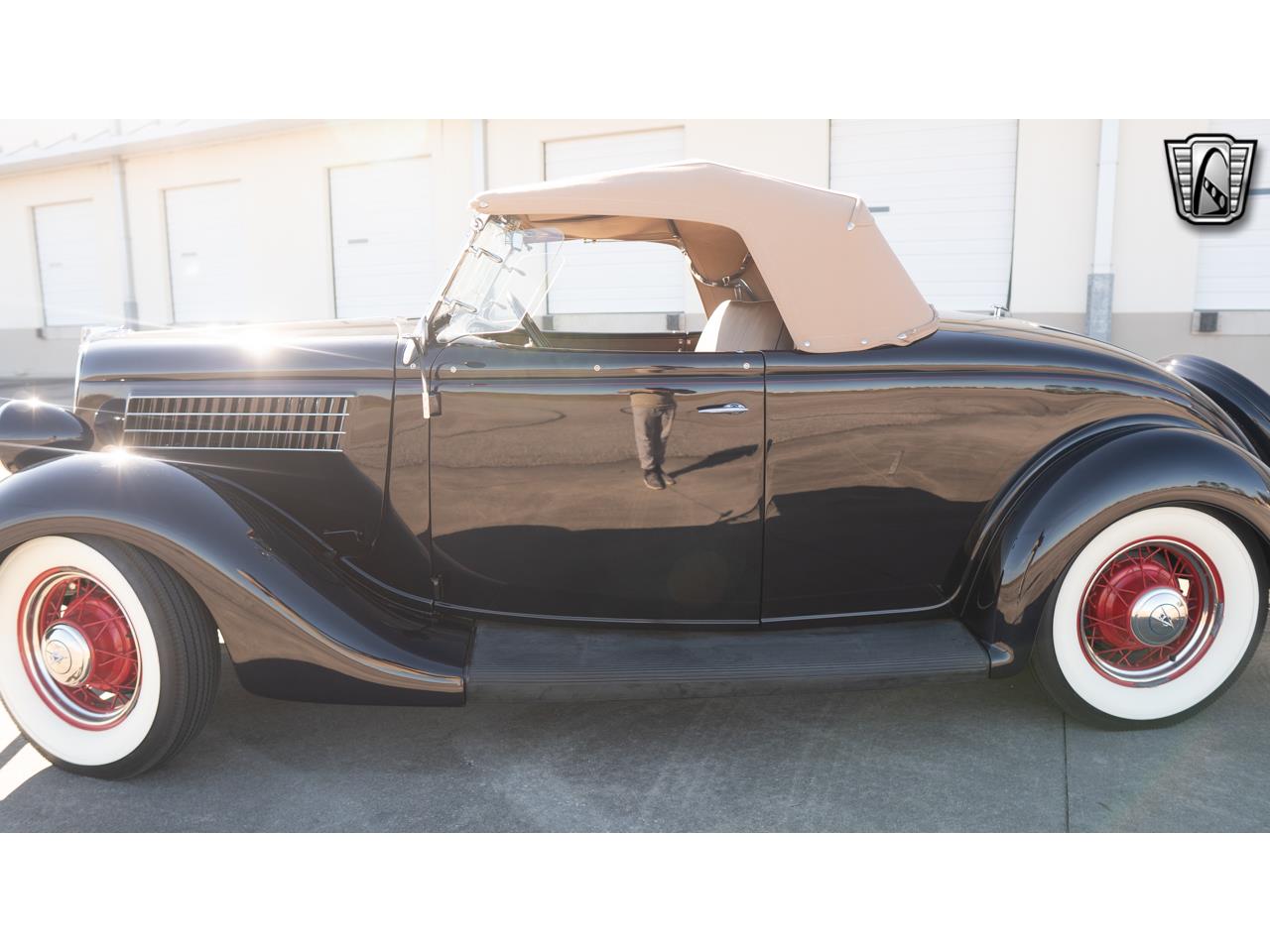 1935 Ford Roadster