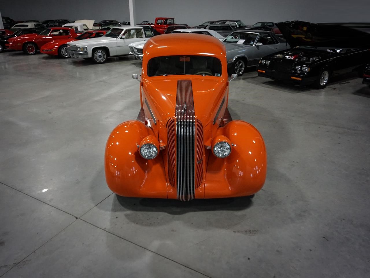 1937 Pontiac Sedan