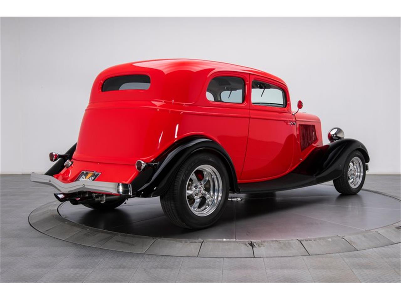 1933 Ford Deluxe