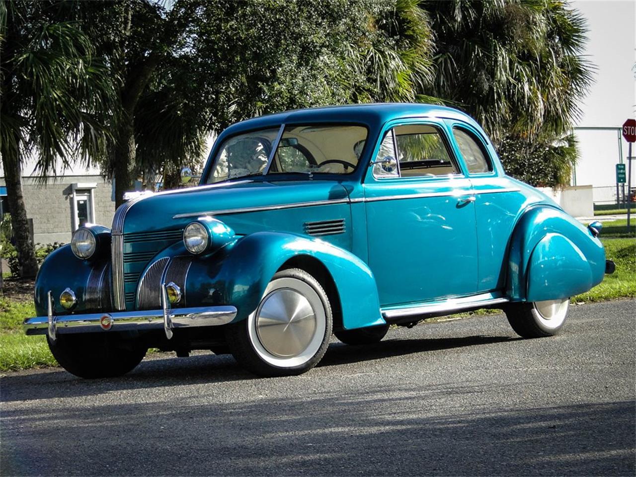 1939 Pontiac Business Coupe