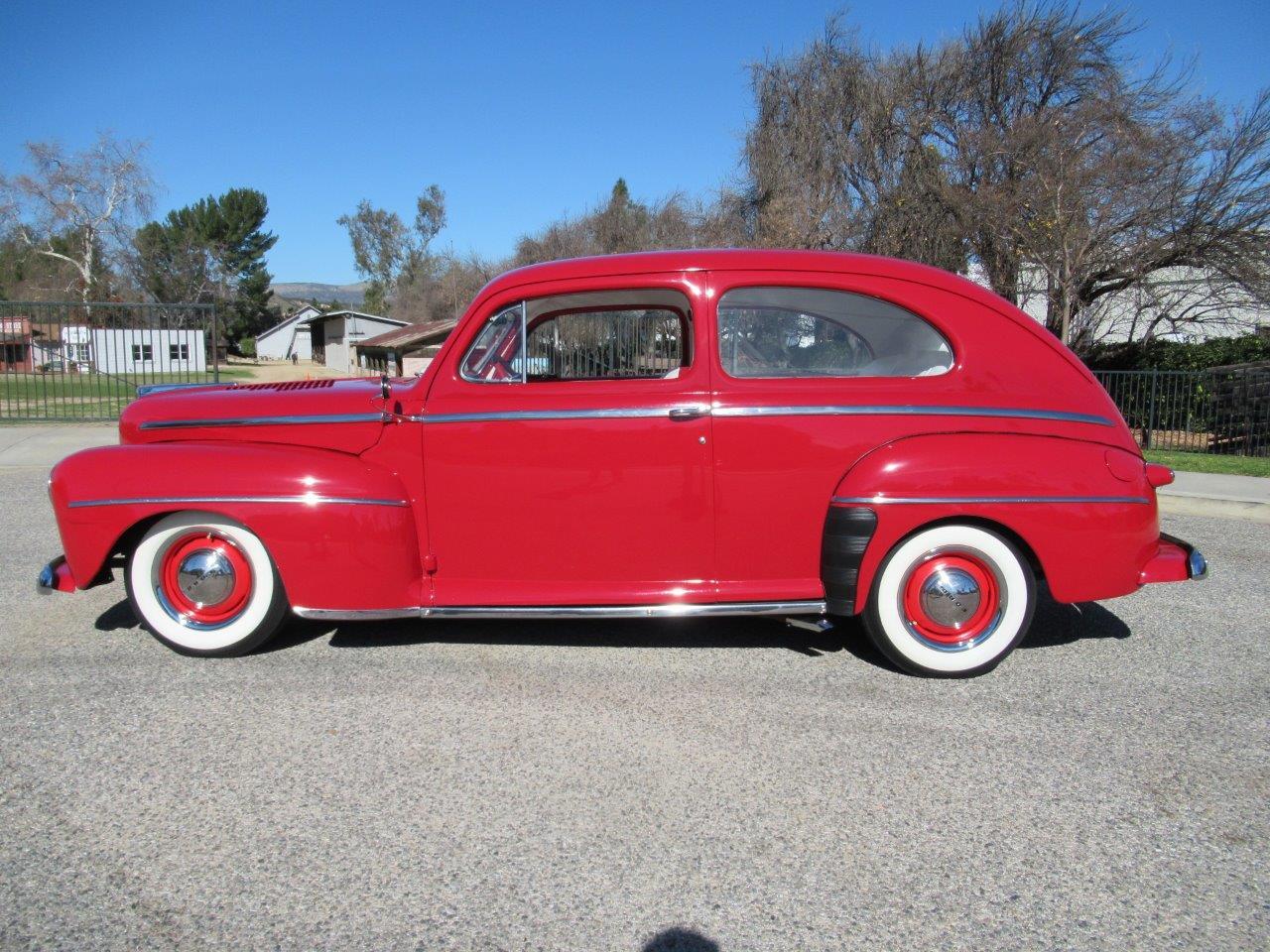 1947 Ford Super Deluxe