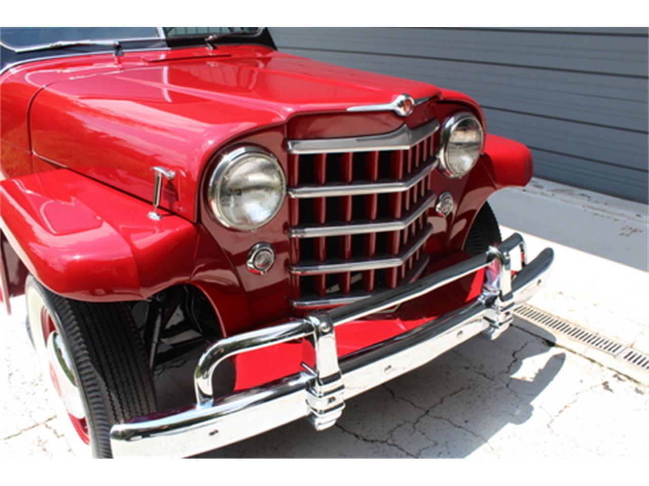 Willys Jeepster