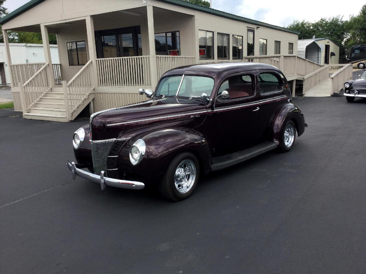 1940 Ford 2 Dr Coupe