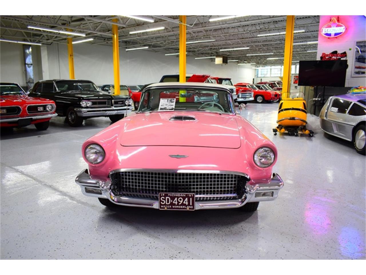 1957 Ford Thunderbird