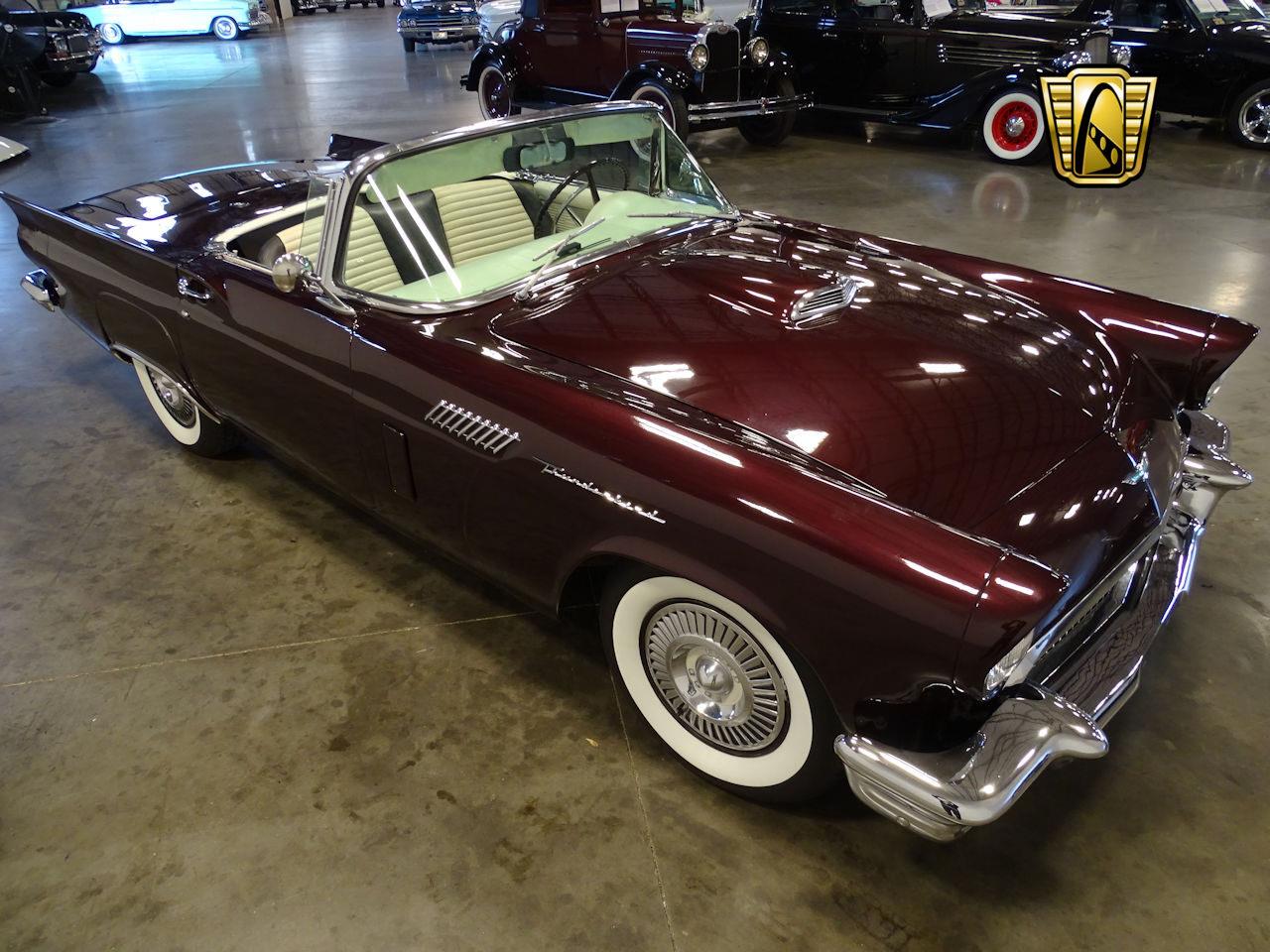 1957 Ford Thunderbird