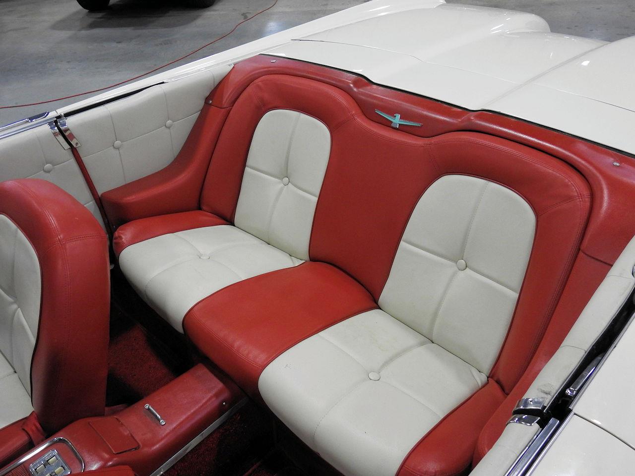 1960 Ford Thunderbird