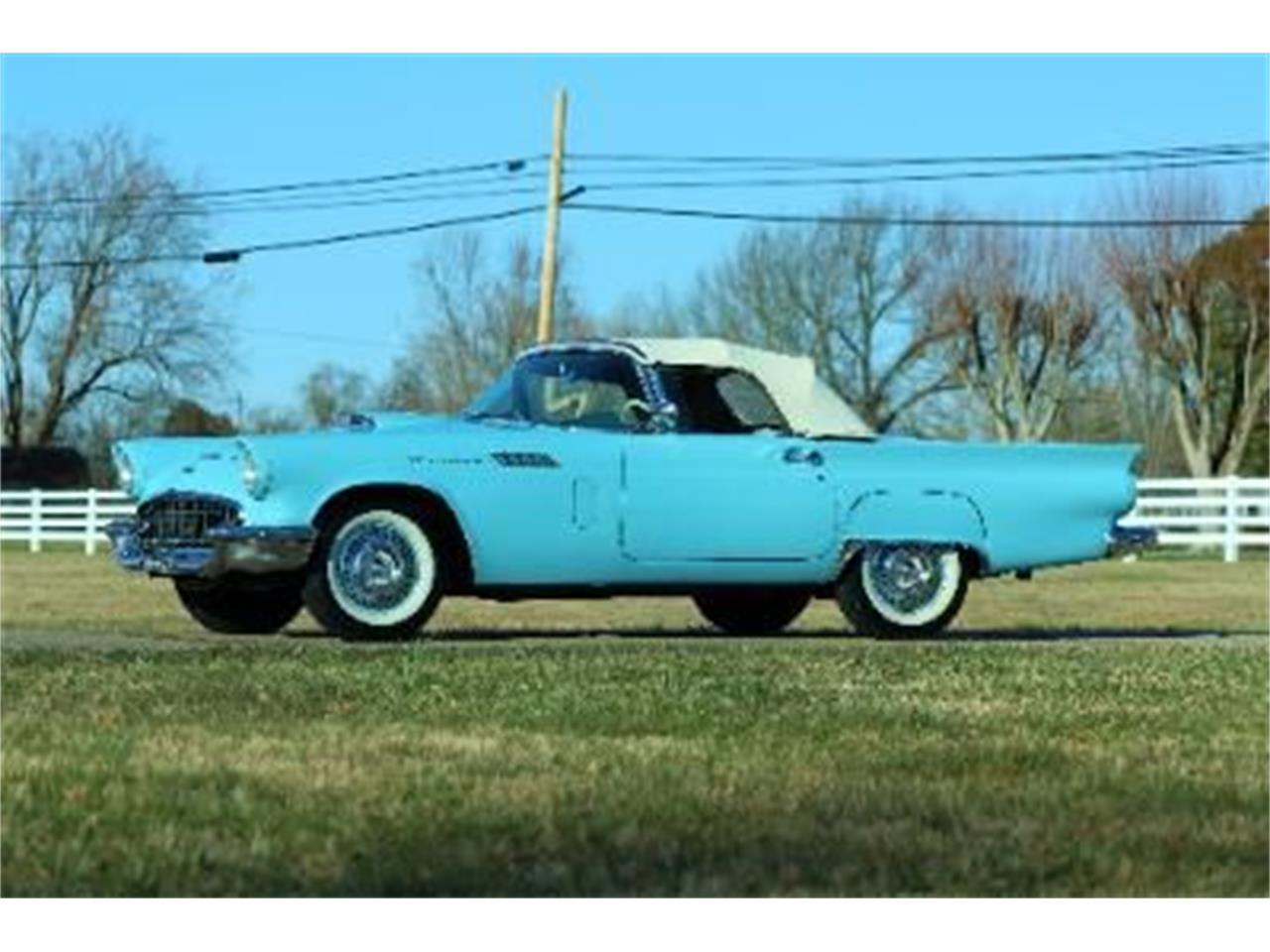 1957 Ford Thunderbird