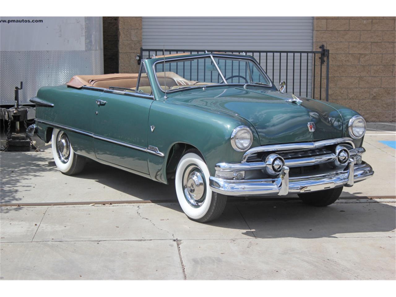 1951 Ford Custom Deluxe