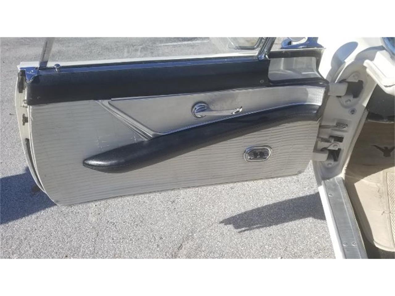 1957 Ford Thunderbird