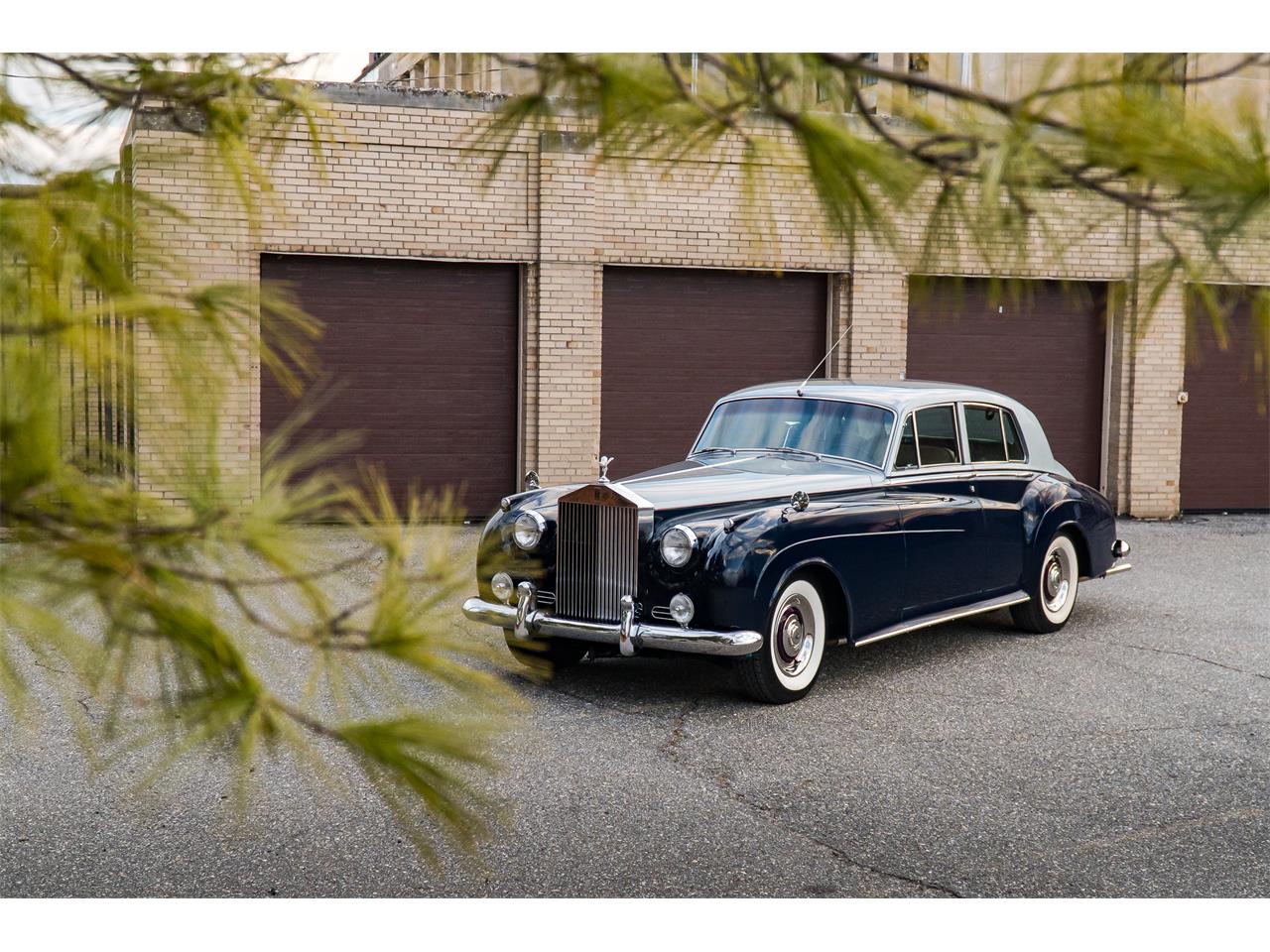 Rolls-Royce Silver Cloud II