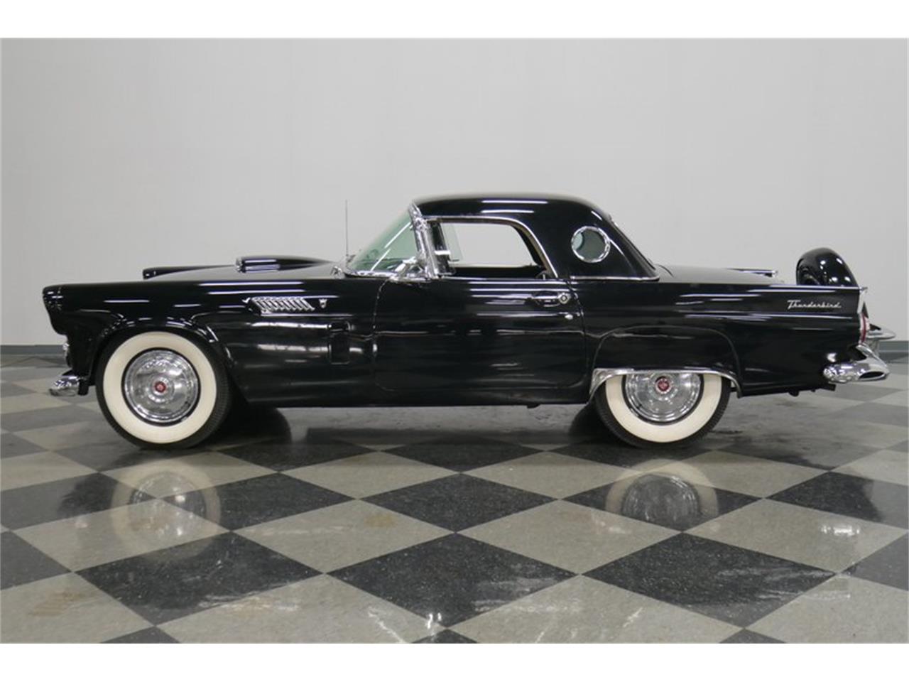 1956 Ford Thunderbird